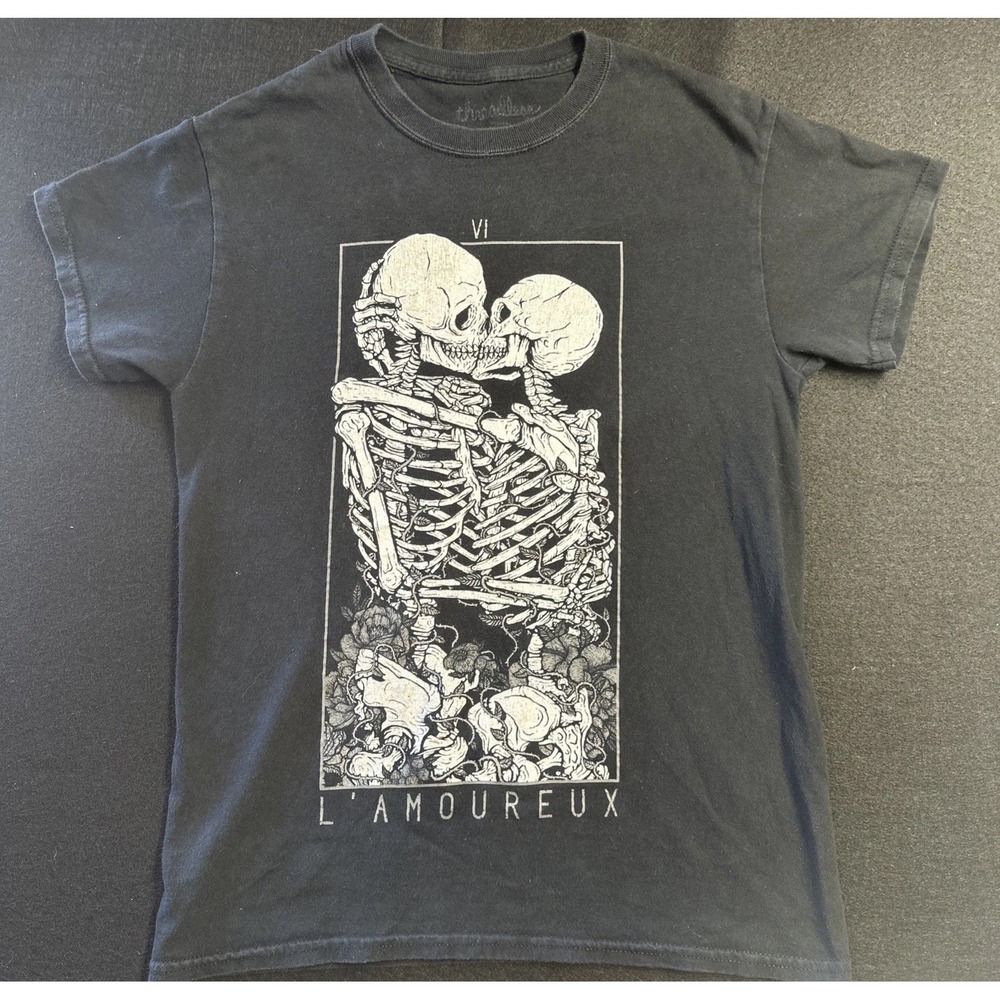 Threadless Mens Black L'Amoureux Skeleton Lovers T-Shirt Small EUC